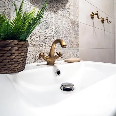 Appartamento Apartament Breslavia Esterno foto