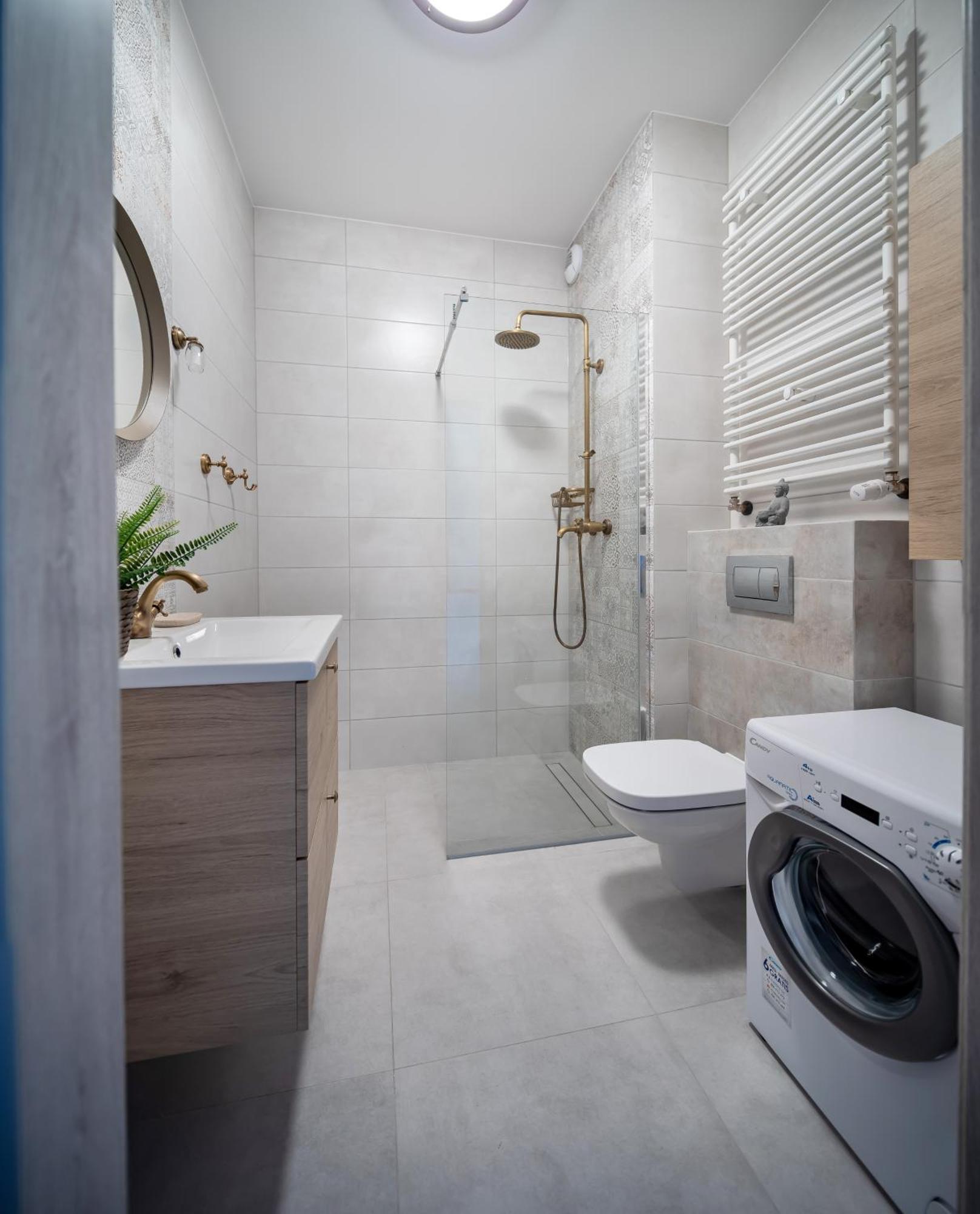 Apartament *